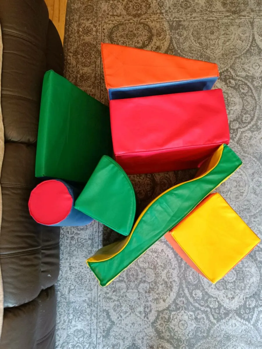 Soft play blocks for children (like new) - Image 2