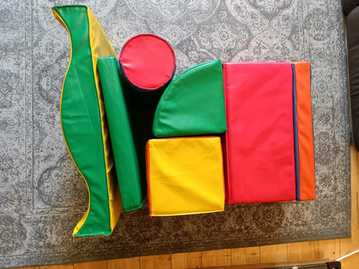 Soft play blocks for children (like new) - Image 4