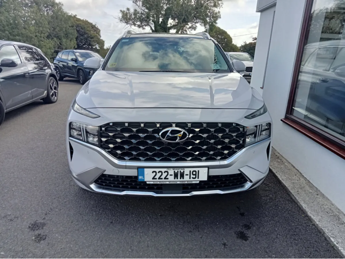 Hyundai Santa Fe PREMIUM 5DR AUTO - Image 2