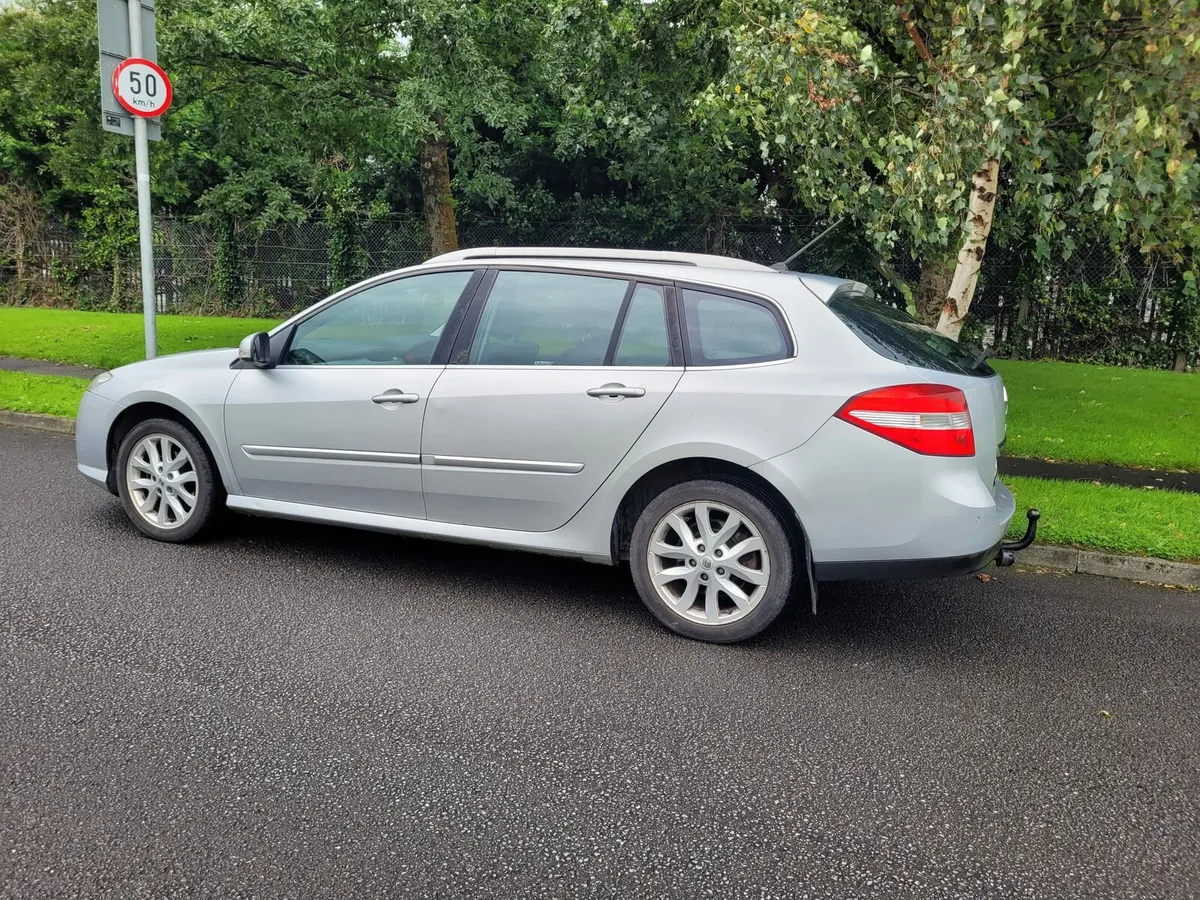 2010 RENAULT LAGUNA NEW NCT LOW MILEAGE. - Image 4
