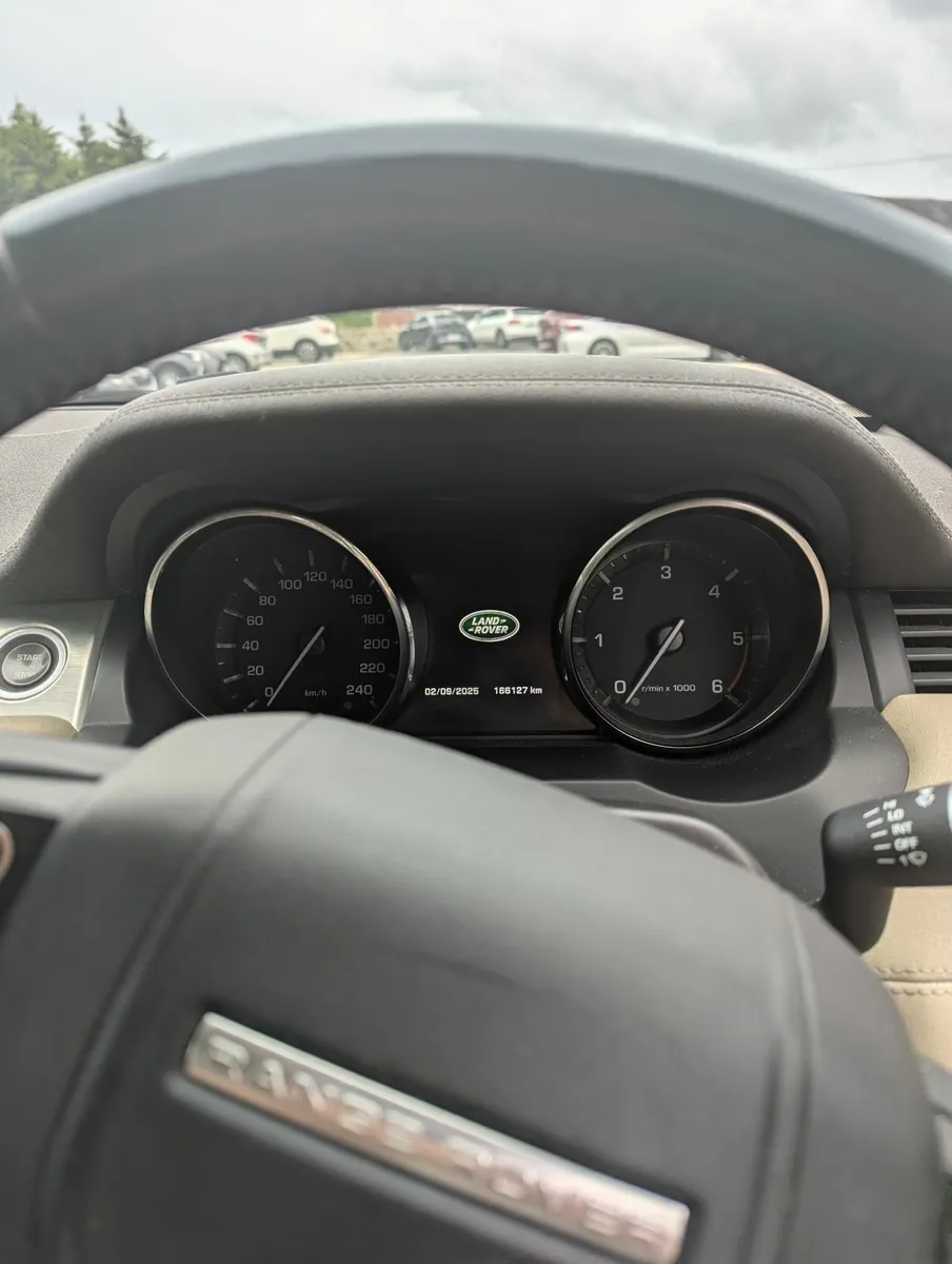 Land Rover Range Rover Evoque 2015 - Image 2
