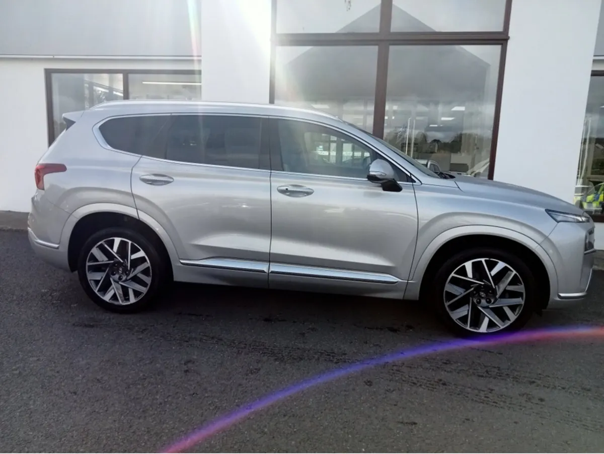 Hyundai Santa Fe 4WD EXECUTIVE PLUS AU AUTO 5DR - Image 3