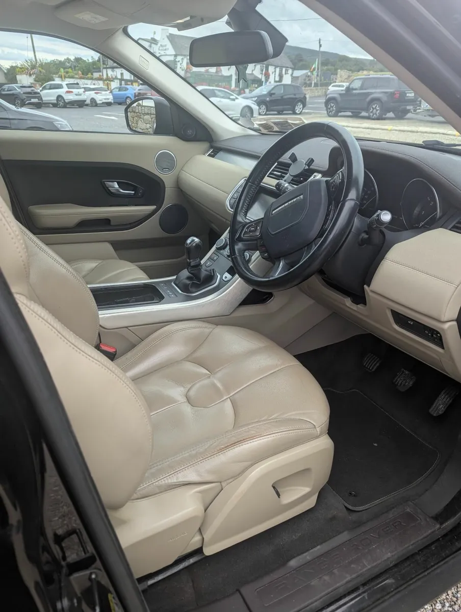 Land Rover Range Rover Evoque 2015 - Image 3