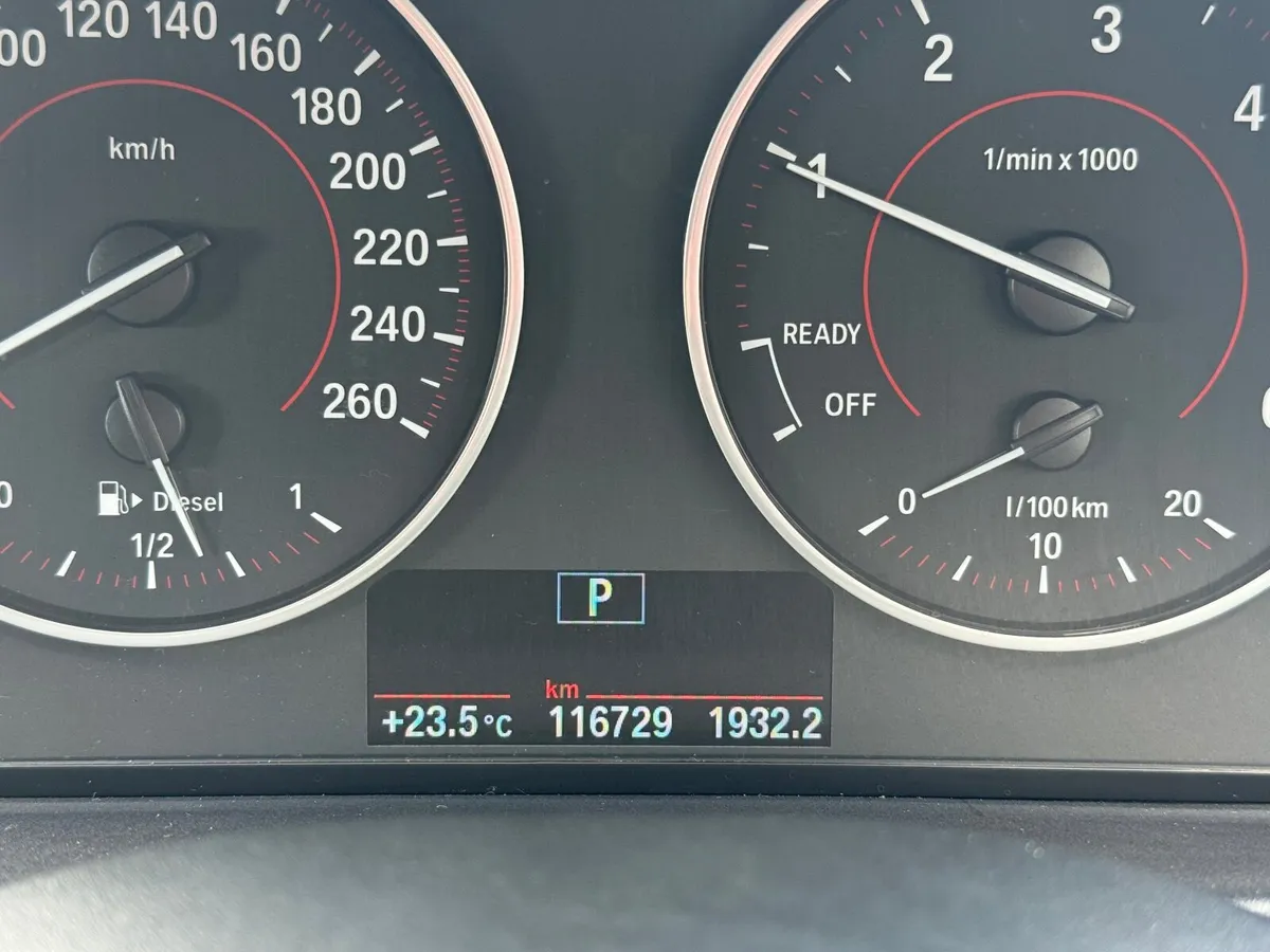 BMW 1-Series 2016 - Image 2