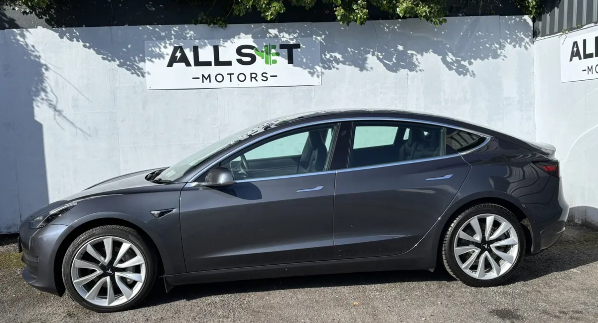 Tesla Model 3 2020 Long  Range 4WD Auto 346 BHP - Image 4