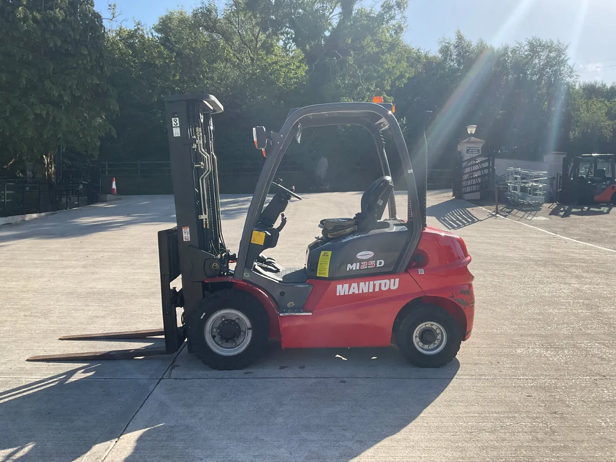 Manitou  MI 25D Counterbalance Forklift - Image 1
