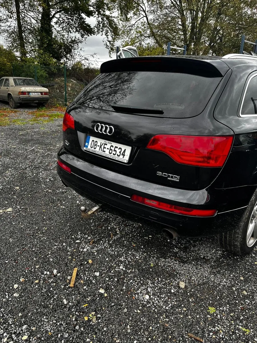 Audi q7 Crewcab - Image 3