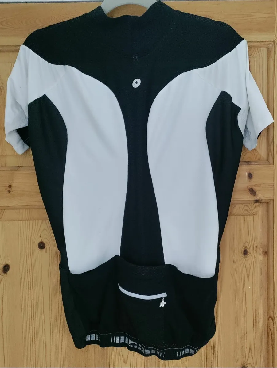 Assos cycling jersey XL - Image 1