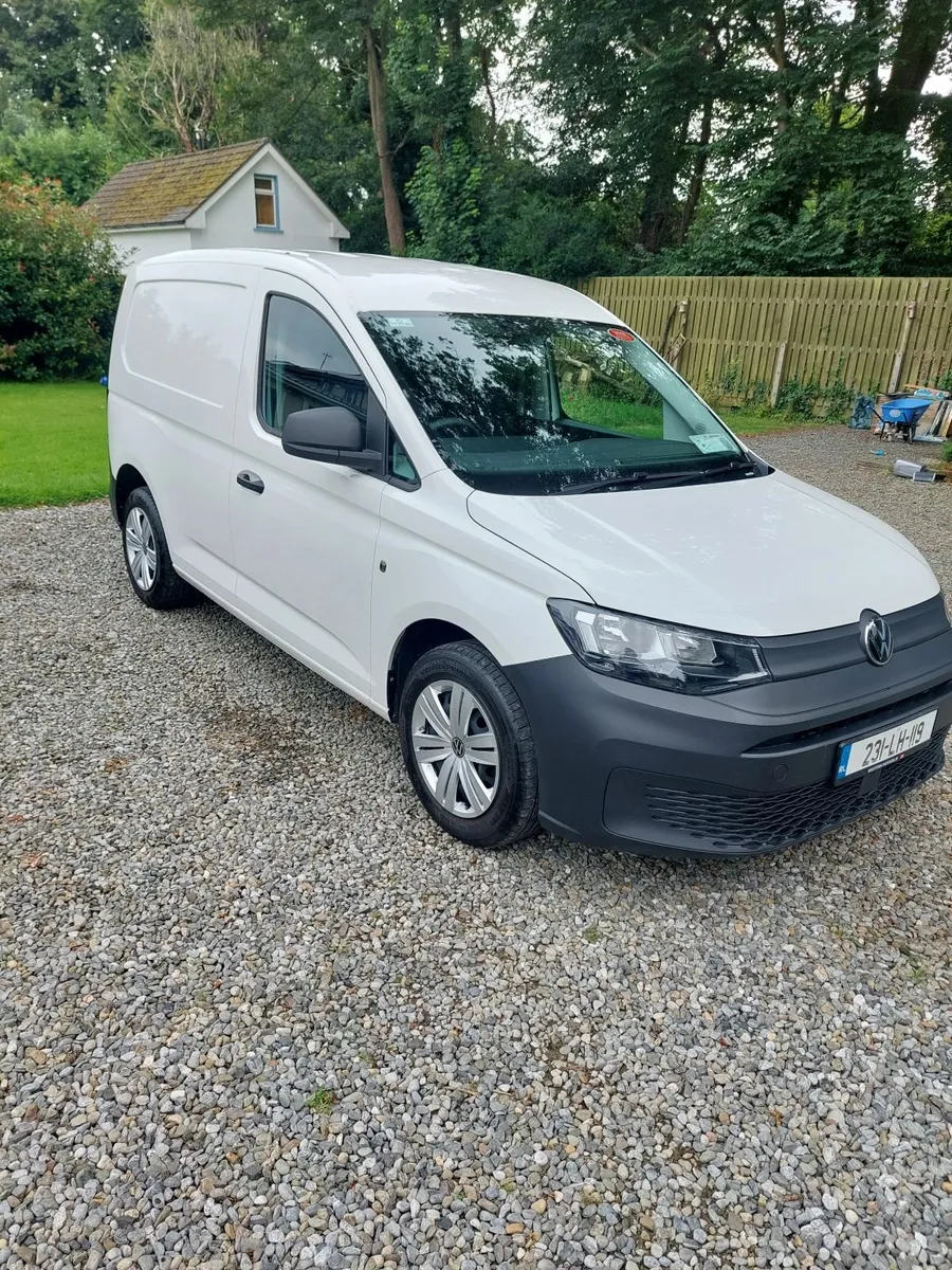 Volkswagen Caddy 2023 - Image 1