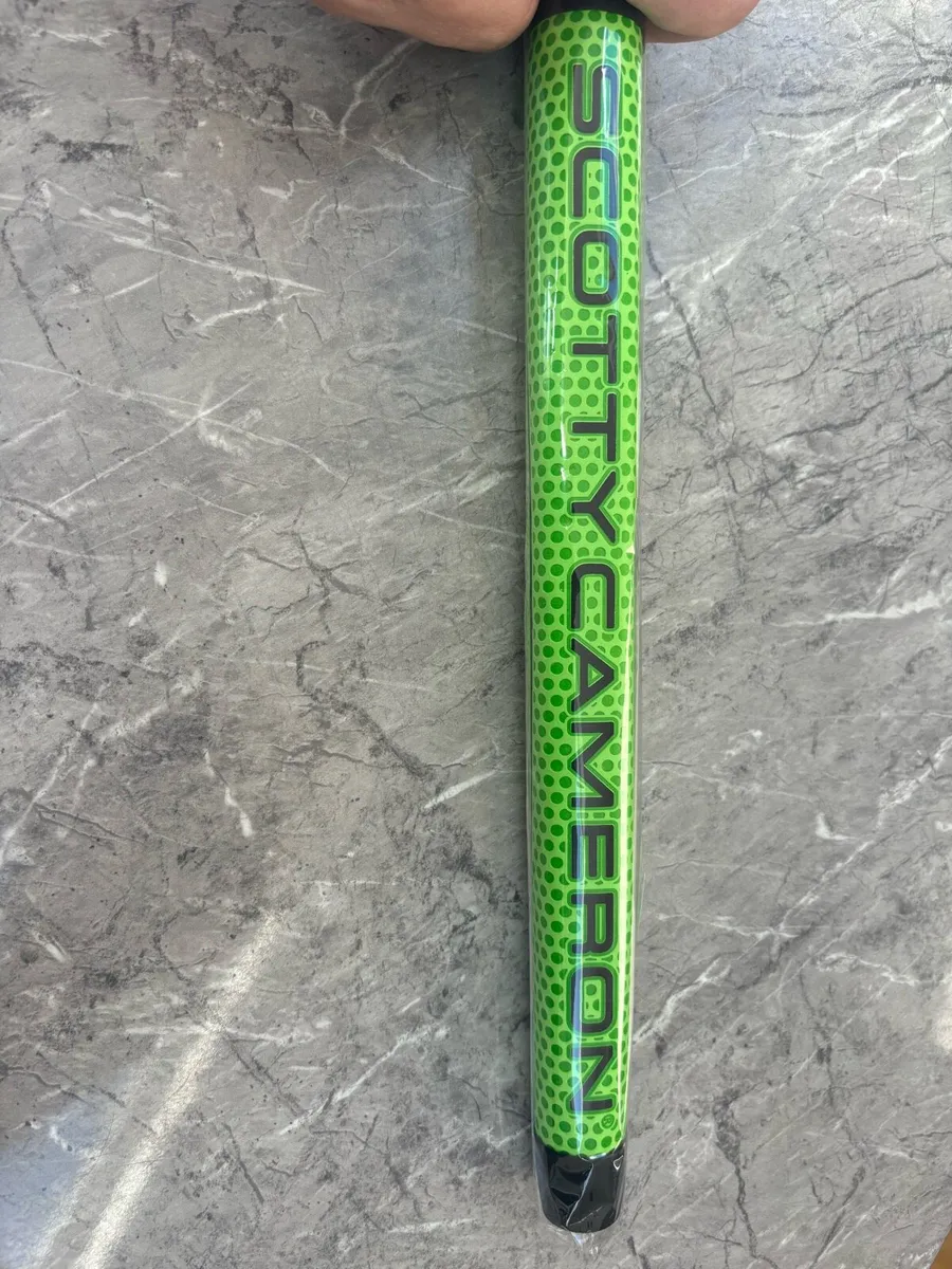 Golf putter grip - Image 1