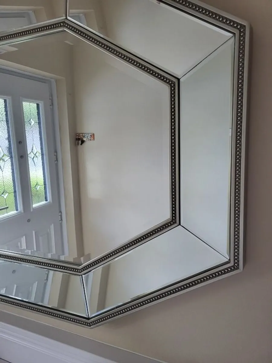 Mirror - Image 3