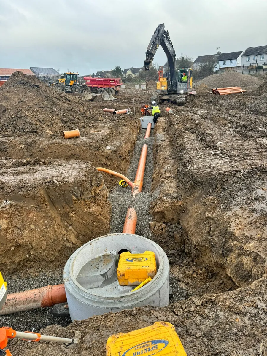 Pipelayers&Concrete finishers - Image 1