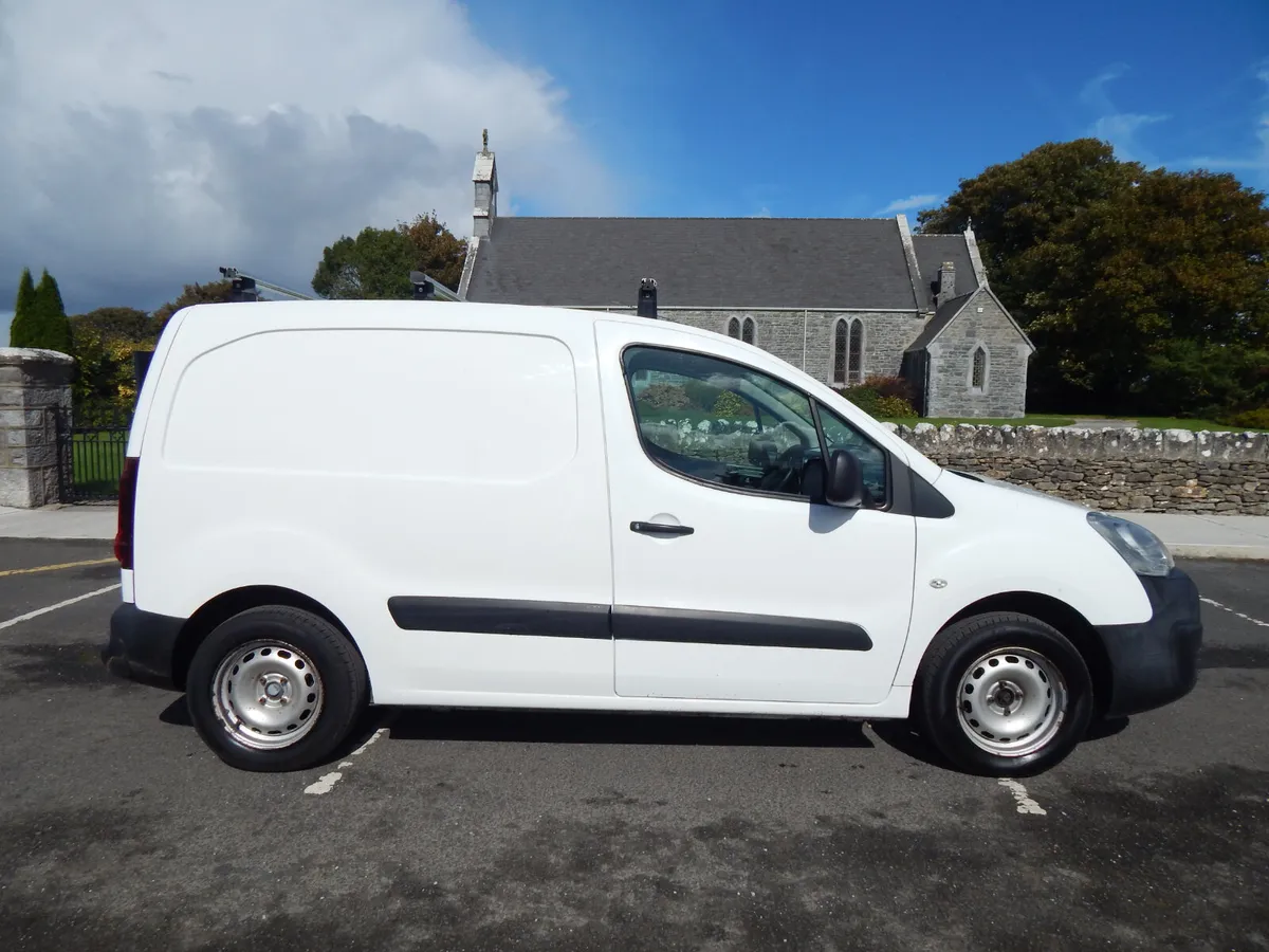 2016 Peugeot Partner CVRT 11/25 - Image 1