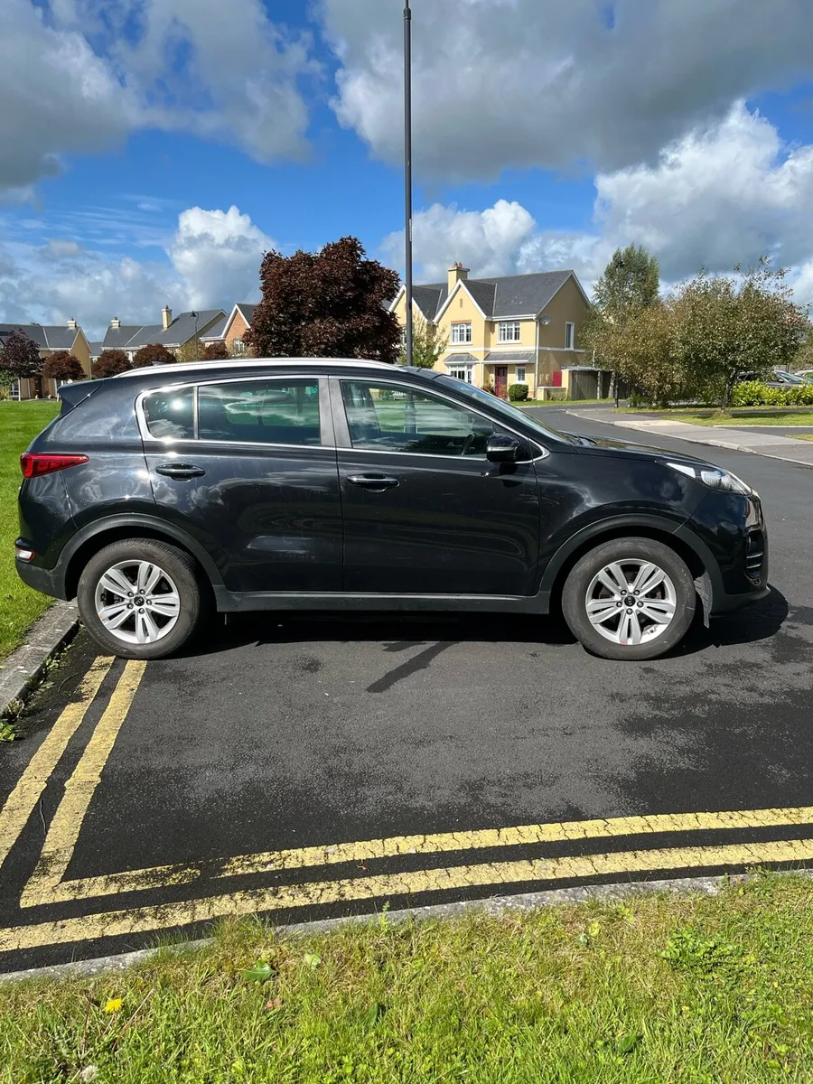 Kia sportage 182 1.7 crdi platinum model €13500 - Image 3