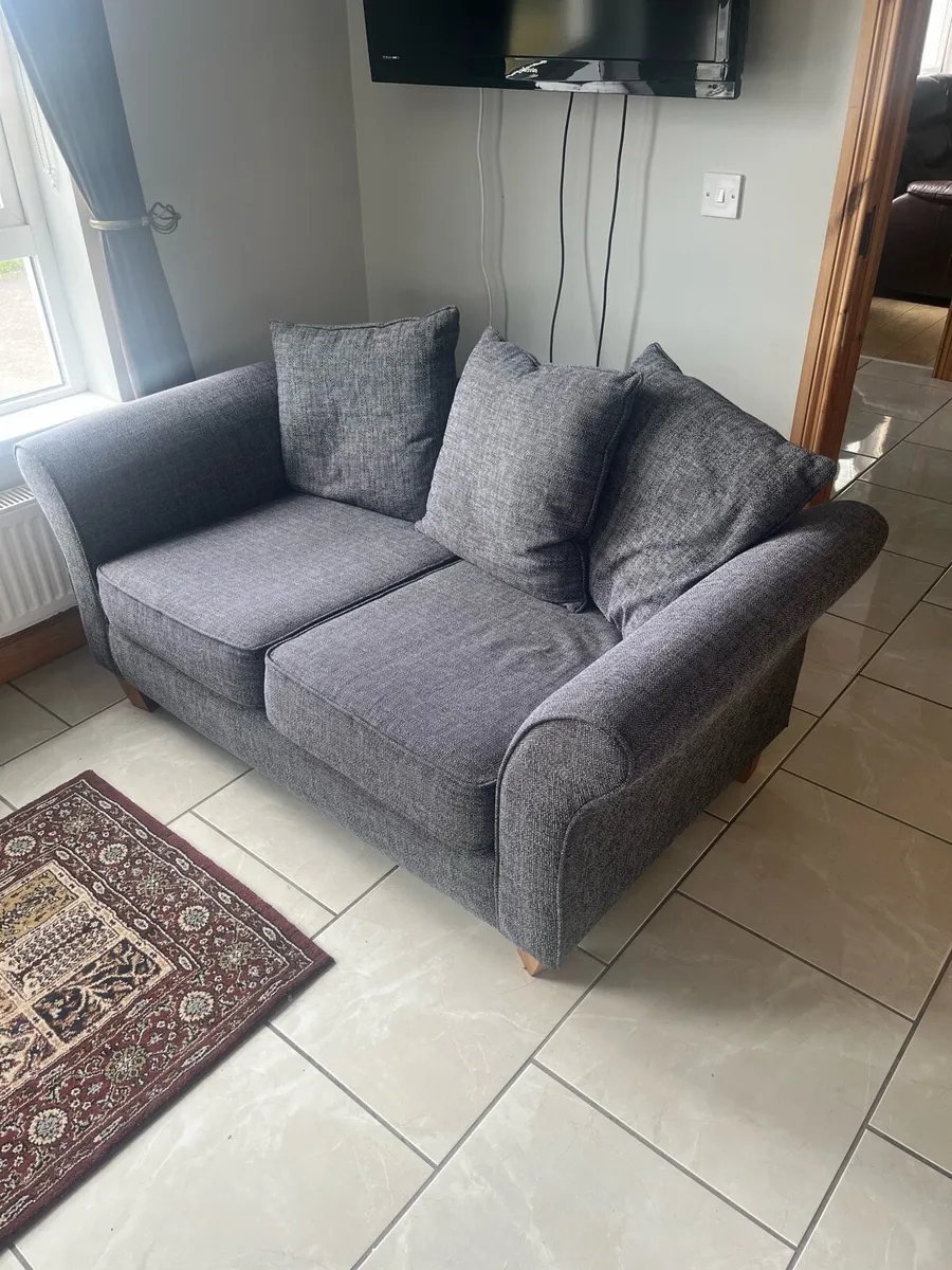 2 seater sofas - Image 2