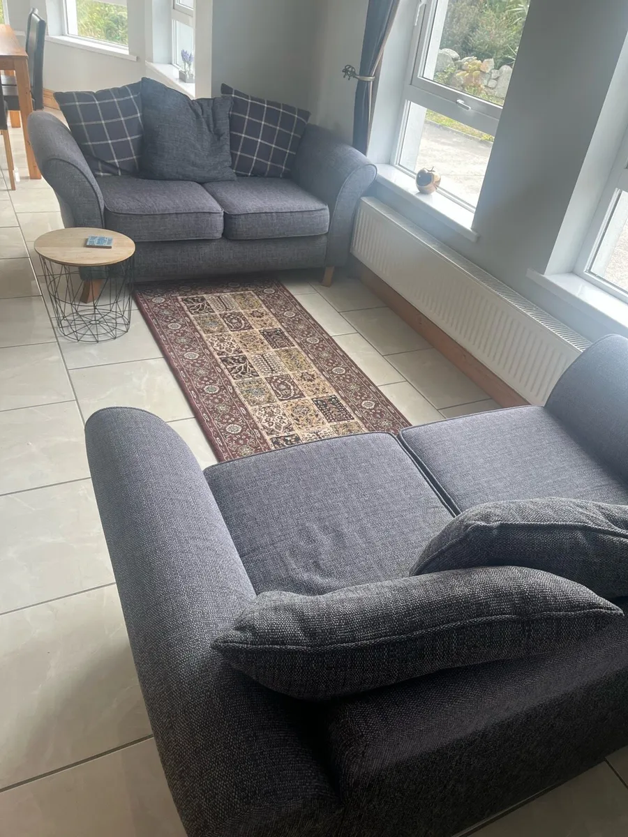 2 seater sofas - Image 3