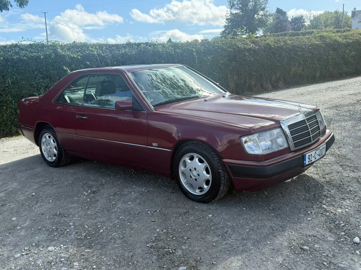 92 Mercedes 230ce - Image 2