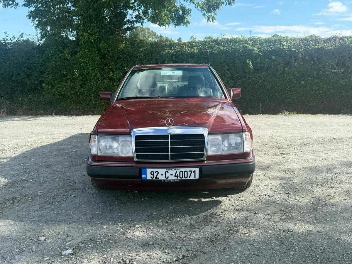 92 Mercedes 230ce - Image 3