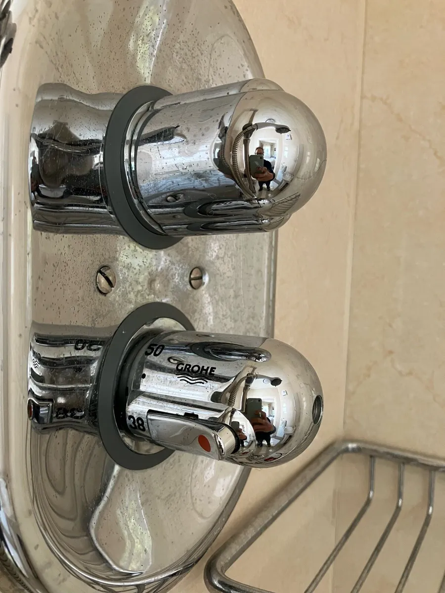 Shower and Grohe thermostatic mixer - Image 2