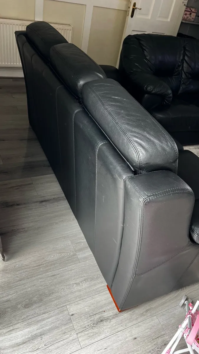 3 seater - Image 3