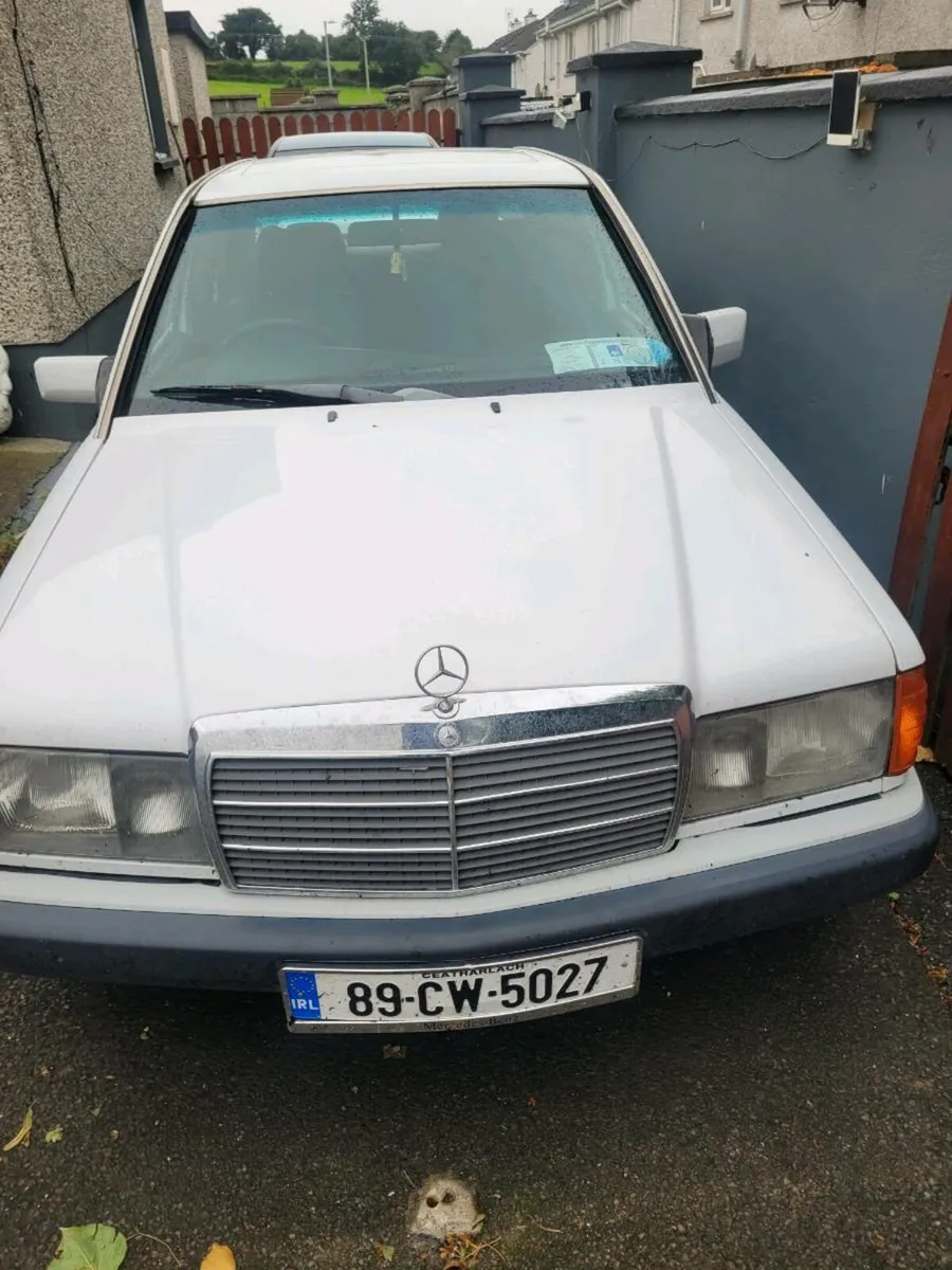 Mercedes 190e - Image 1