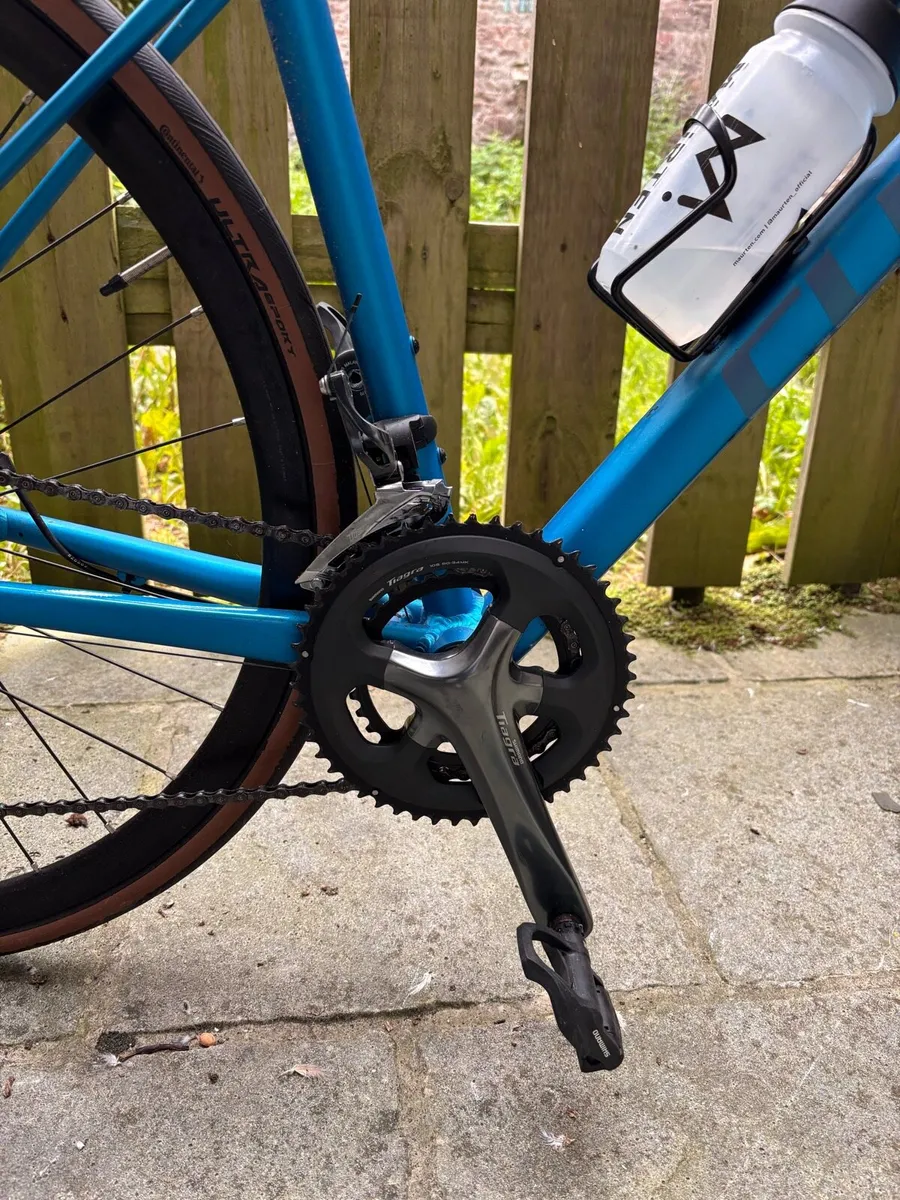 ROAD BIKE - CUBE Attain -size 53 - Image 3