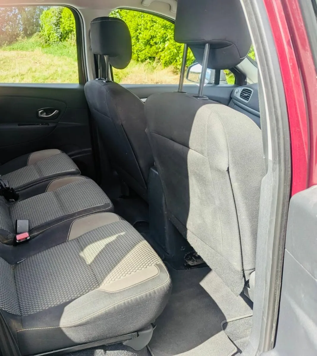 Renault Scenic 2015 - Image 2