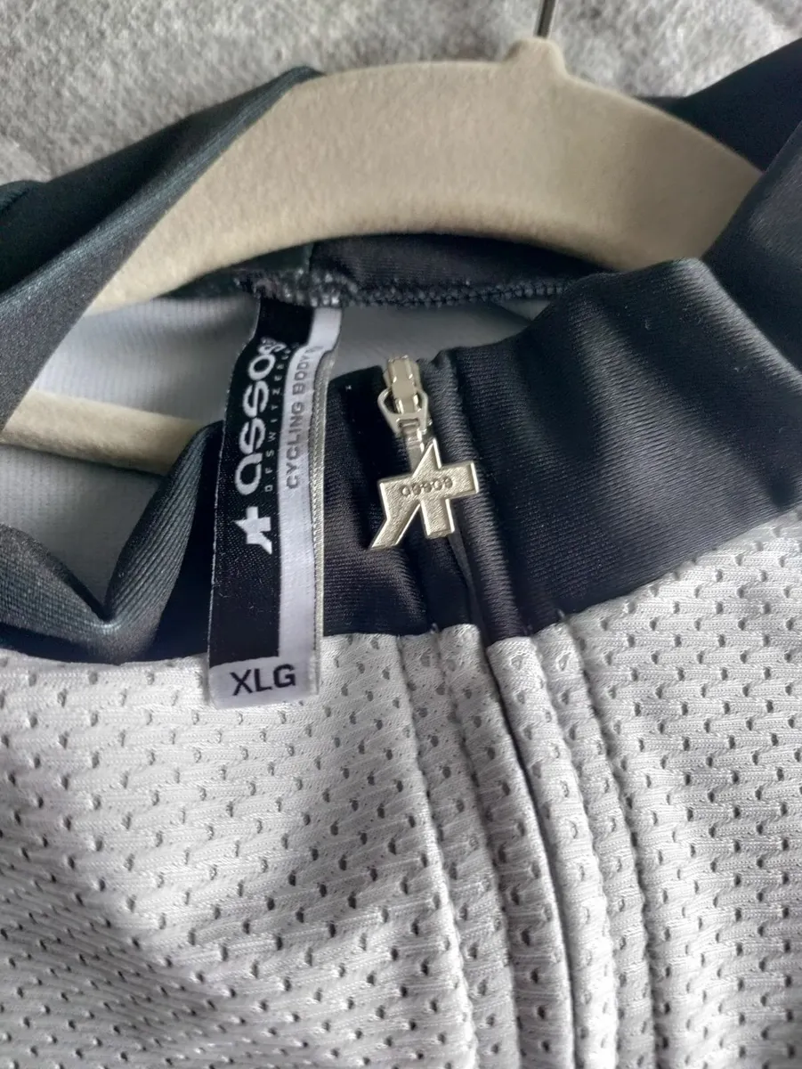 Assos cycling Evo jacket XL - Image 4