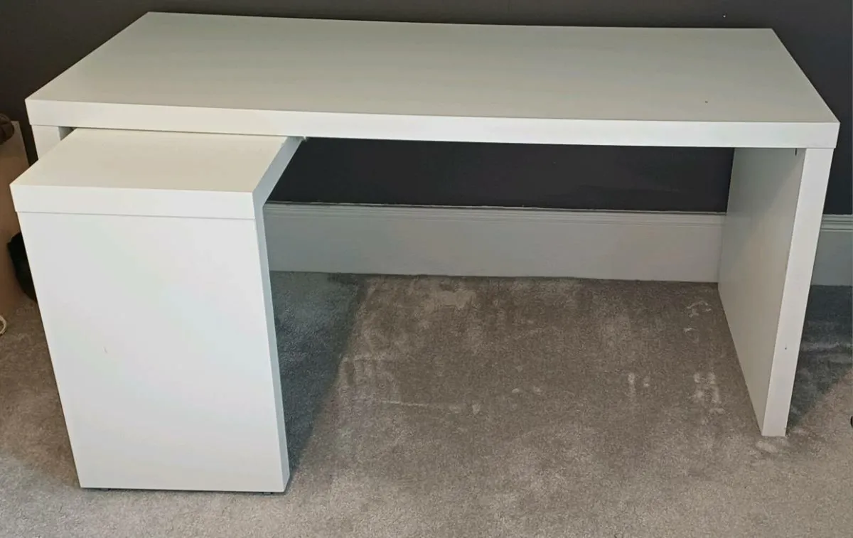 IKEA desk - Image 1