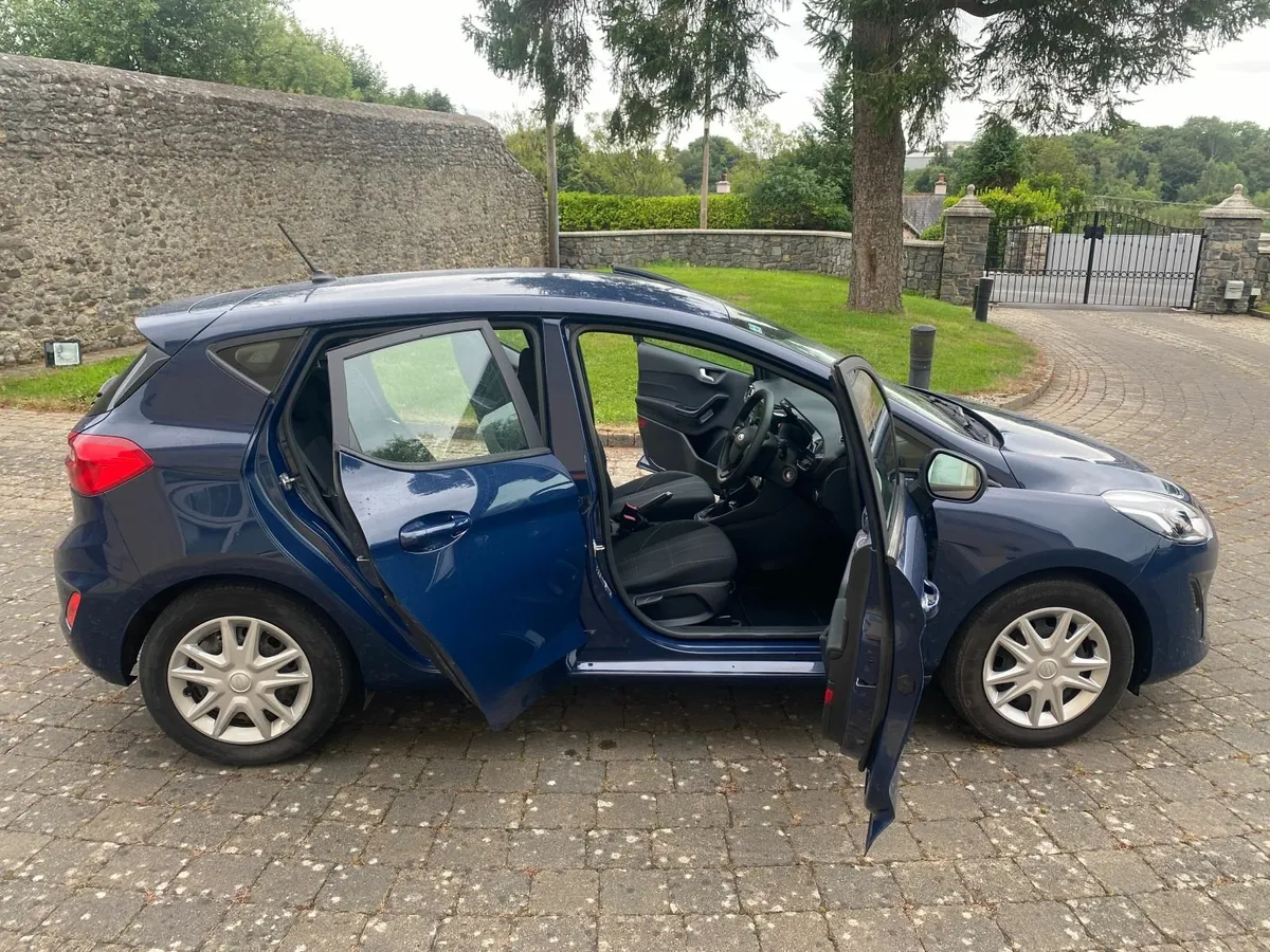 Ford Fiesta 2019 - Image 3