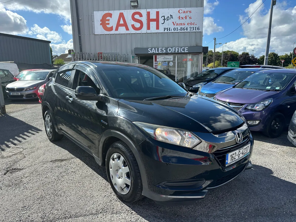 Honda Vezel Petrol Hybrid AUTO NCT TAX LOW KMS - Image 2