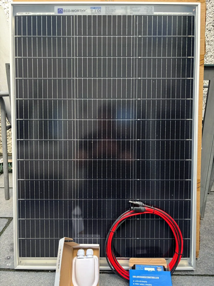 120W 12V Bi Facial Solar panel kit. New - Image 1