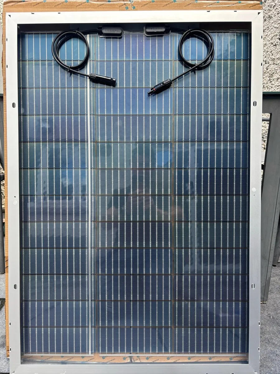 120W 12V Bi Facial Solar panel kit. New - Image 4