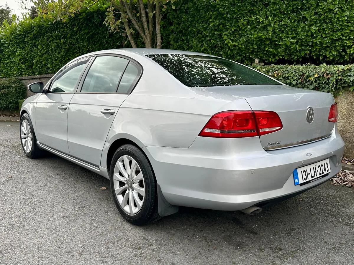 2013 Volkswagen Passat 1.6 Tredline LOW MILEAGE - Image 3
