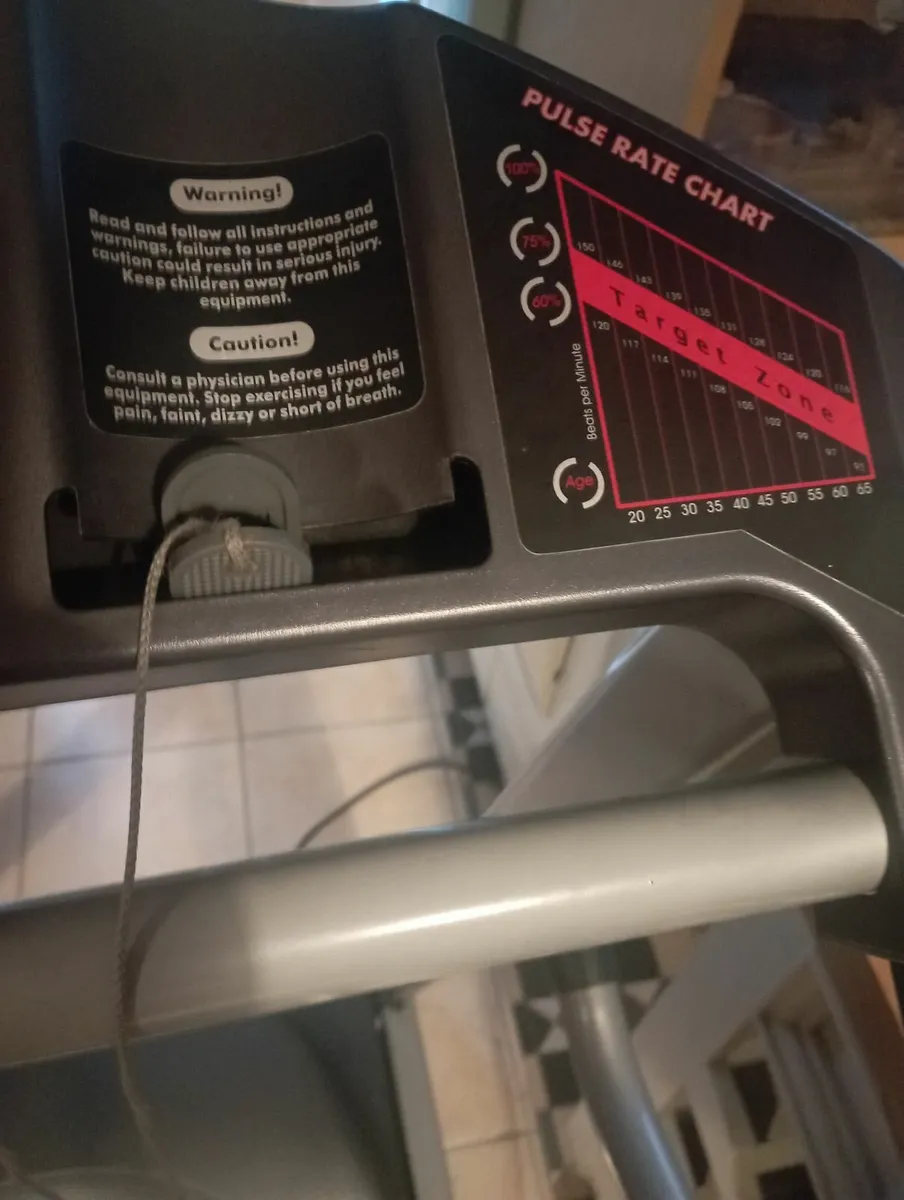 Horizon fitness threadmill - Image 1
