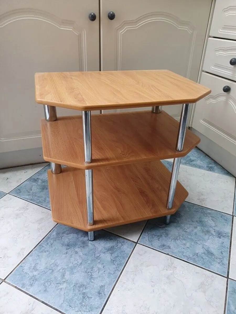 TV table - Image 4