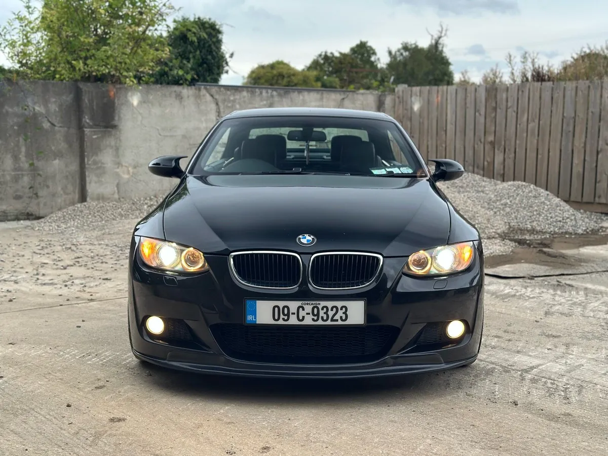 2009 BMW 320d E93 M-SPORT HARD TOP CONVERTIBLE - Image 2