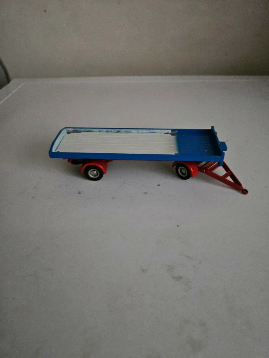 Corgi Code3 Trailer 1.50 Circus - Image 3