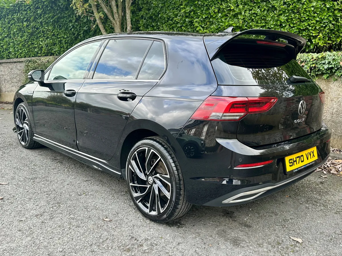 Volkswagen Golf Style 2.0D 2021 - Image 3