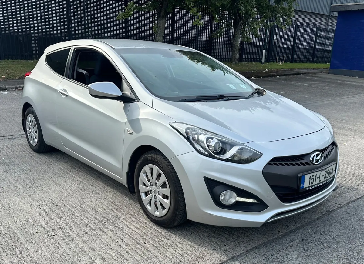 2015 Hyundai i30 Commercial - Image 1