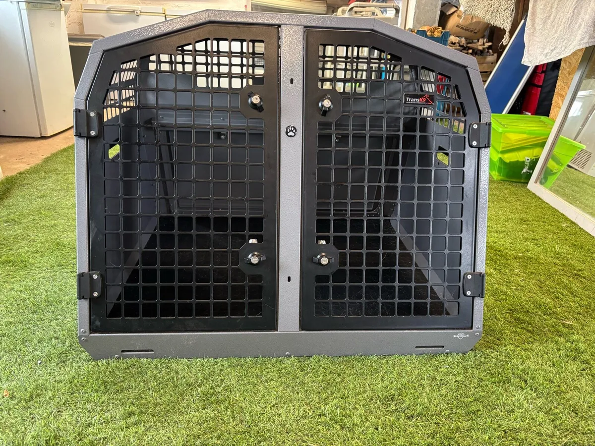 Trans K9 Dog Crate - Image 1