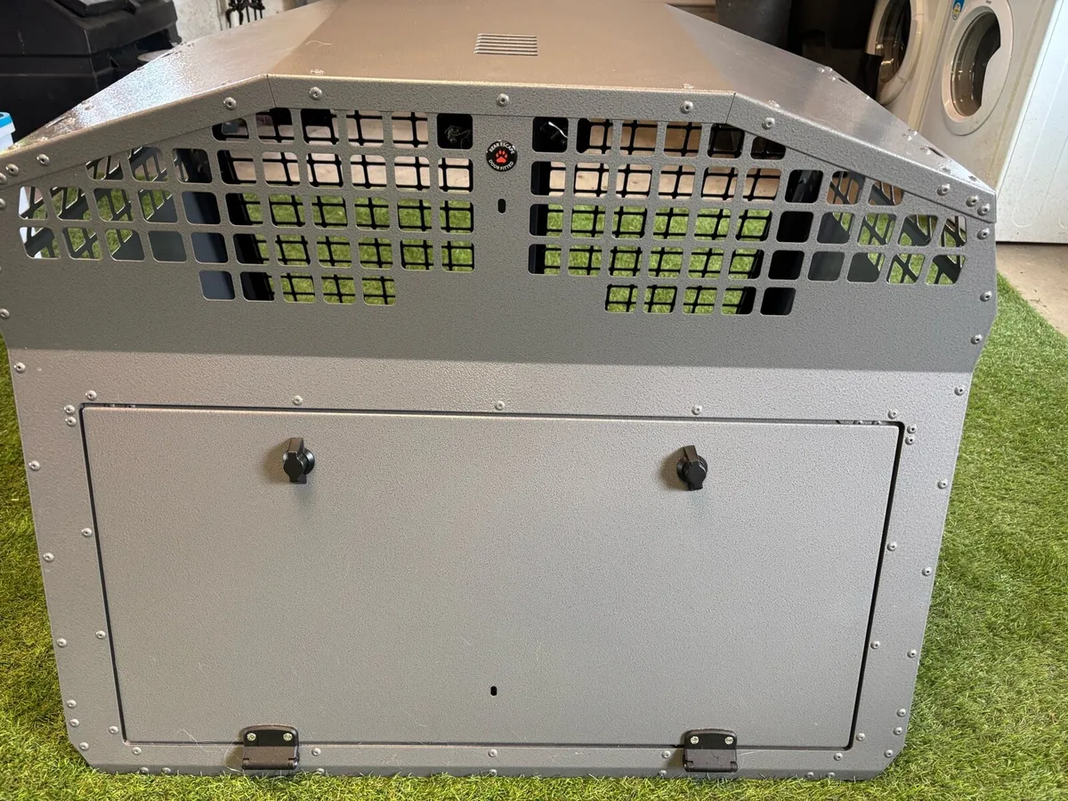 Trans K9 Dog Crate - Image 4