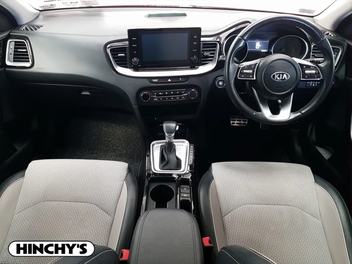 Kia Xceed 1.6 GDI Plug-in Hybrid - Image 3