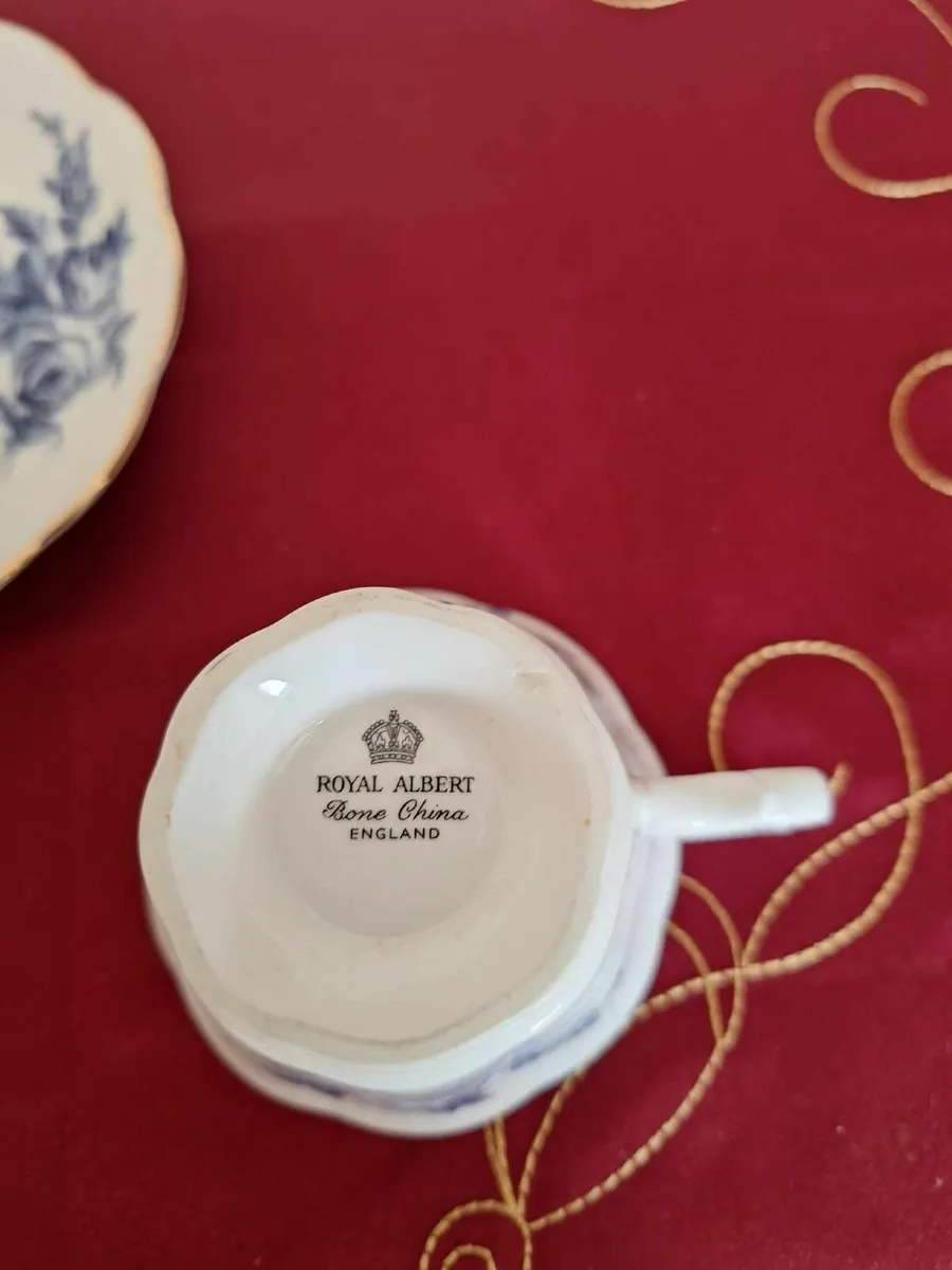 Royal Albert Bone China Tea Set - Image 2