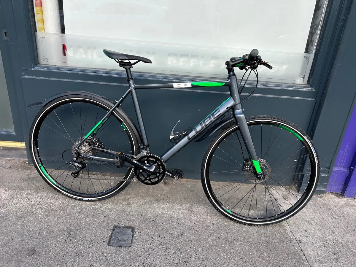 Cube hybrid bike ❗️Open 7 days ❗️ - Image 1