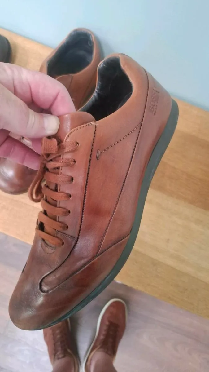Hugo Boss leather Trainers - Image 1