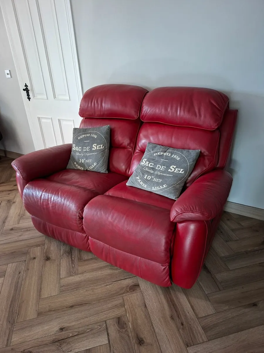 Retractable  2 Seater Red Leather sofa - Image 3