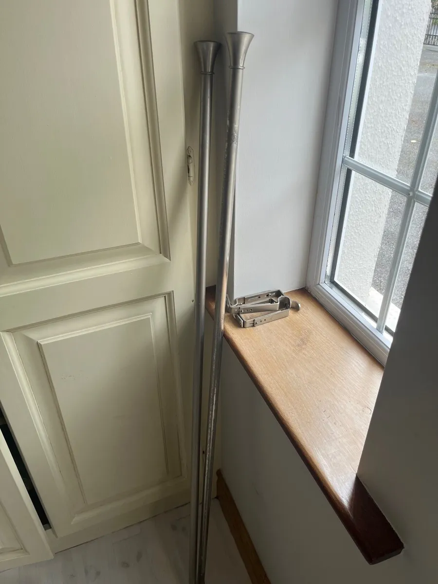 Curtain poles - Image 1
