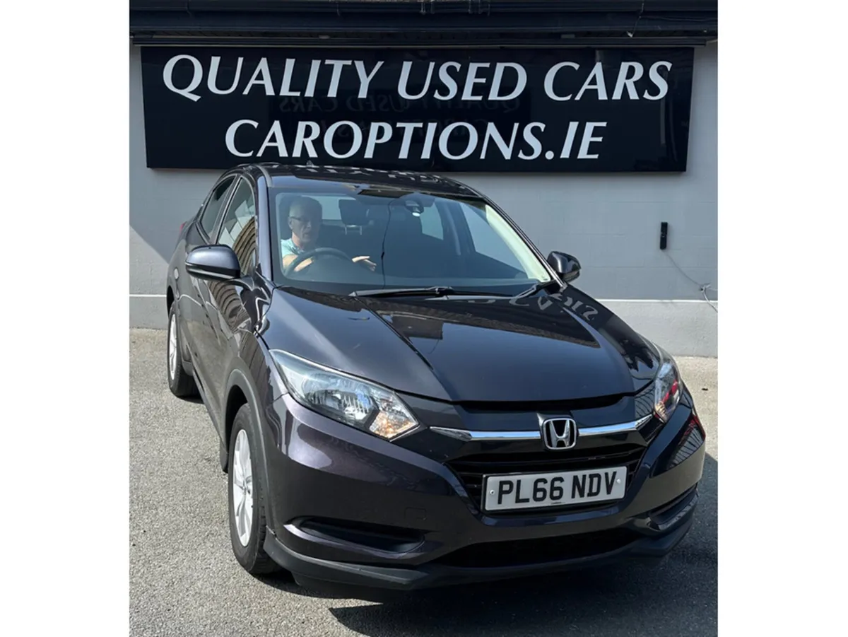 Honda HR-V S I-DTEC//NEW N.C.T// 1 YEARS TAX//SERV - Image 3