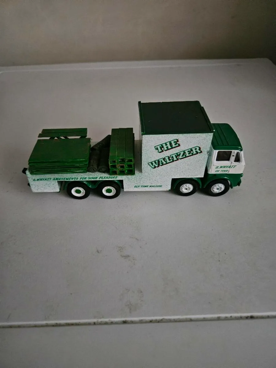 Corgi Circus Fair Ground Code3 Truck 1.50 - Image 4